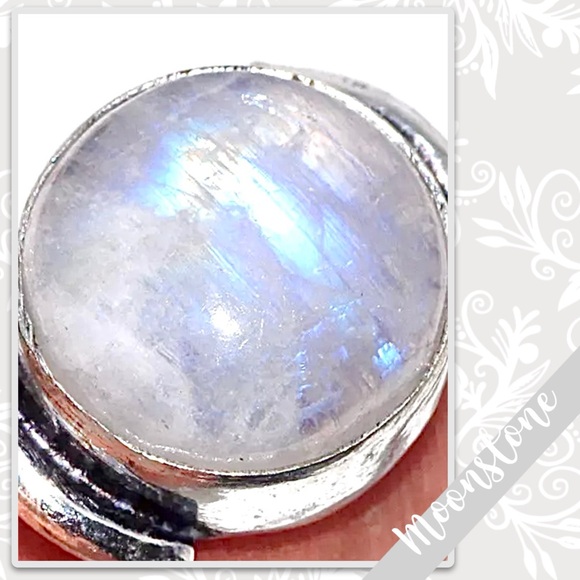 Rainbow Moonstone Silver Artisan Ring, Size 6.5 (Pearl White, Blue-Violet flash) - Picture 2 of 2